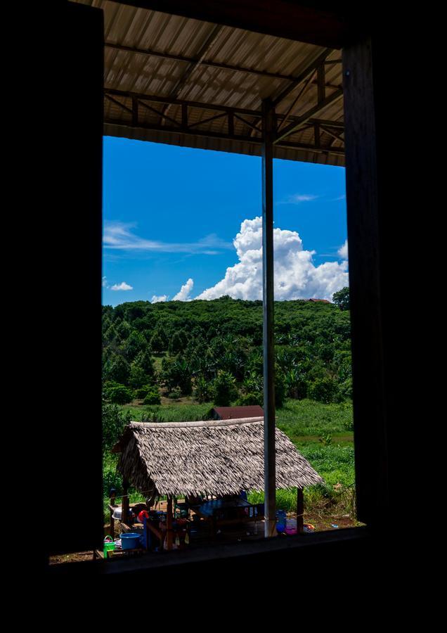 Mr Pov Home Stay Banlung Экстерьер фото